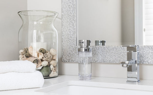 How to Accessorize Your Bathroom Like An Interior Designer